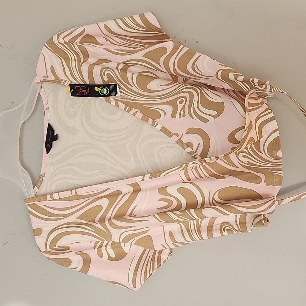 No boundaries crop top